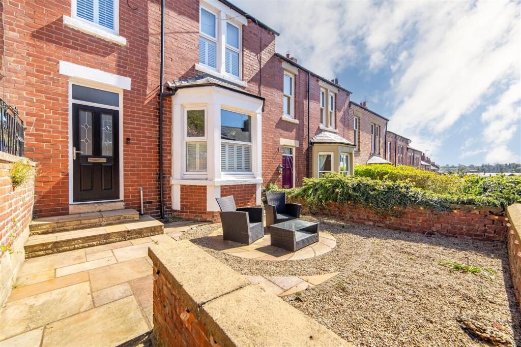 Terraced House