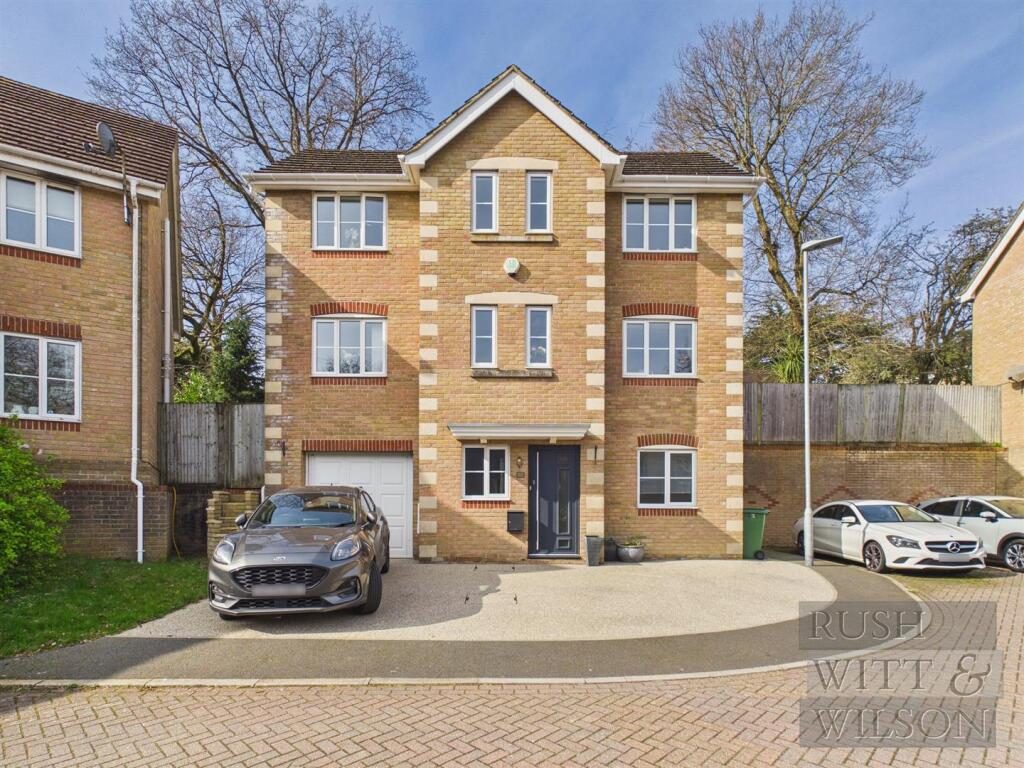 Detached House