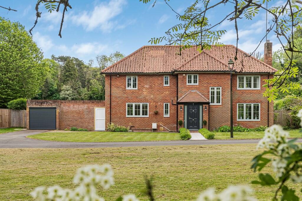 Property main image