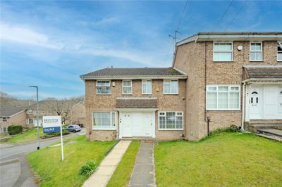 Property on Bridge Wood Close, LS18 5TR