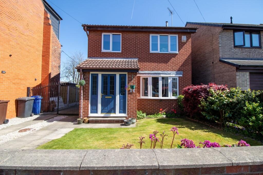 Property main image