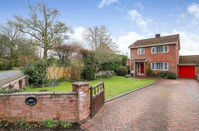 Property on Slab Lane, SO51 6BY