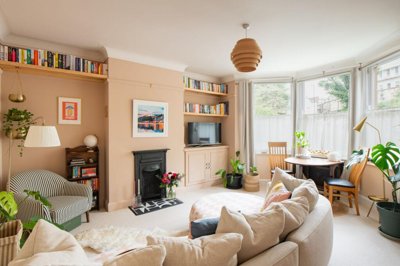 Property on York Gardens, BS8 4LL