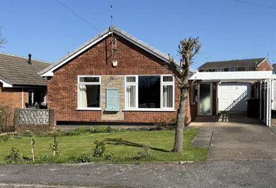 Property on St James Drive, NG16 5DB