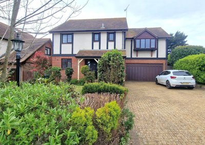 Property on Nansen Close, PO35 5QD