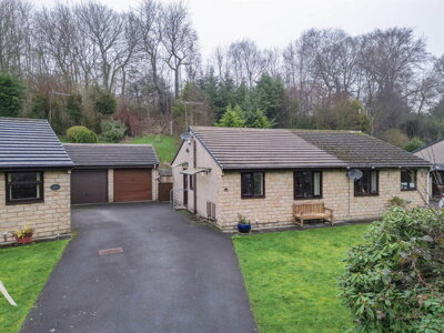 Property on Spodden Fold, OL12 8TP