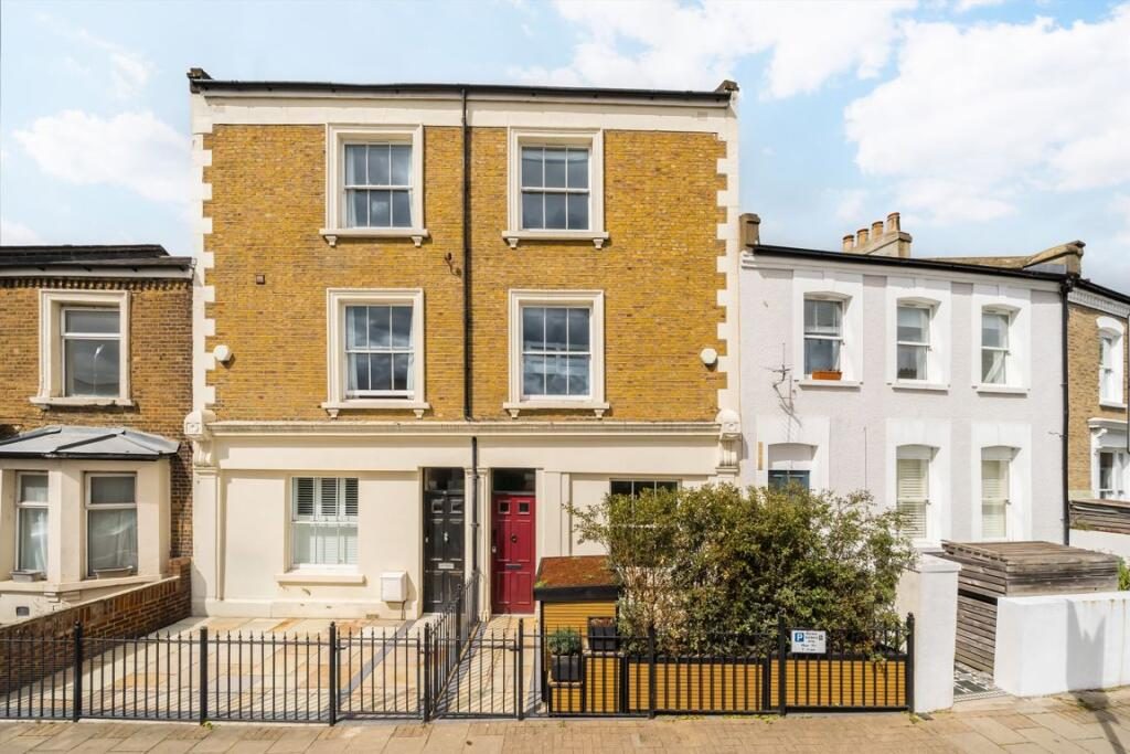 Terraced House