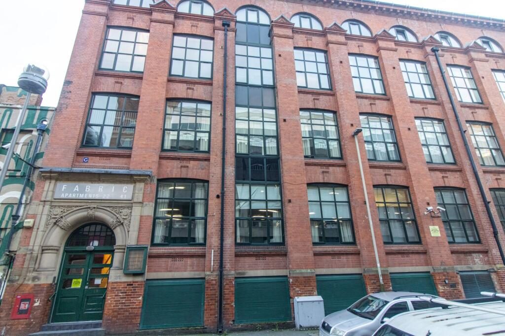Property main image