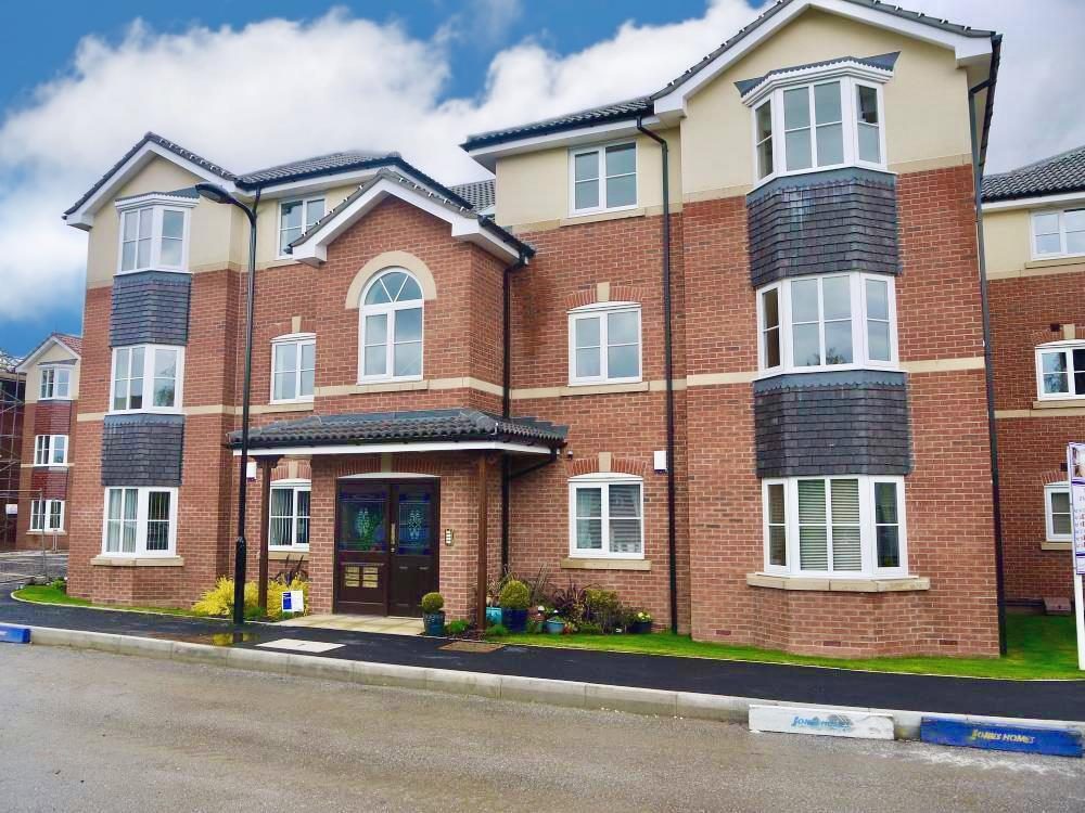 Property main image