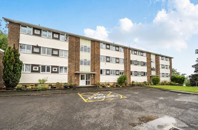Property on Shepherds Row, SP10 2QH