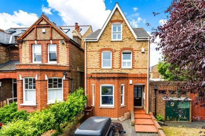 Property on Melford Road, SE22 0AG