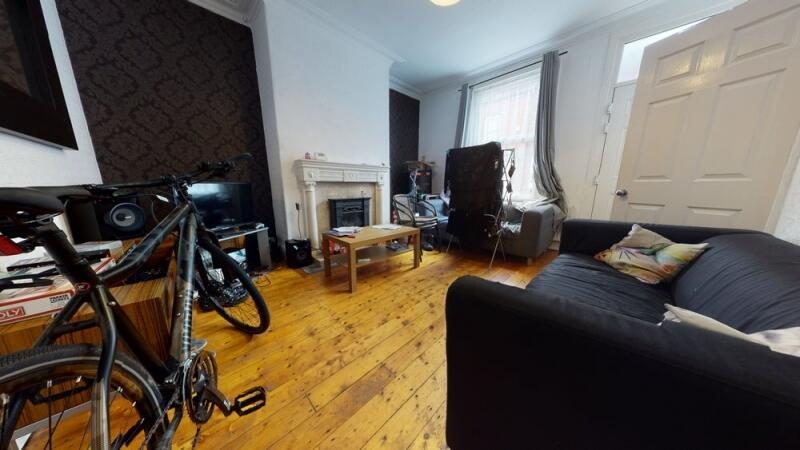 Terraced House