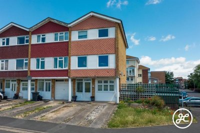 Property on St Matthews Field, TA6 7HD