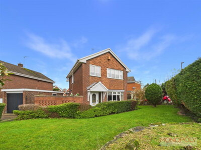Property on Ffordd Meirionydd, LL11 2LG