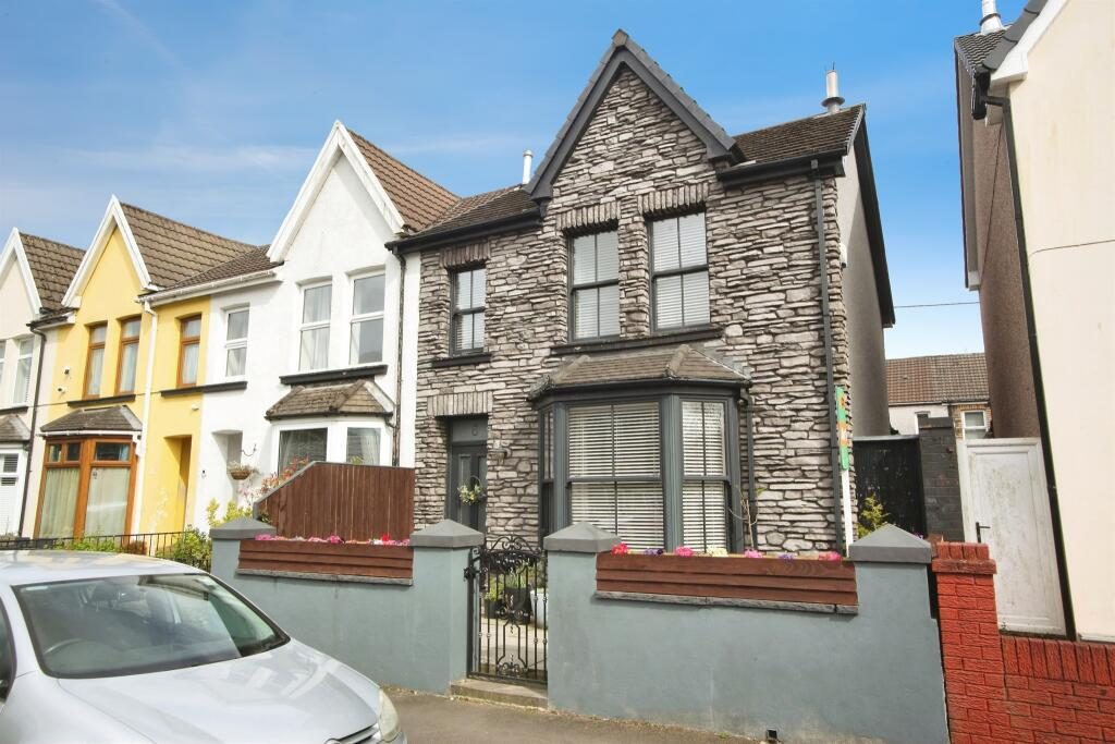 Terraced House