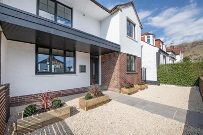 Property on Moss Road, FK13 6NS