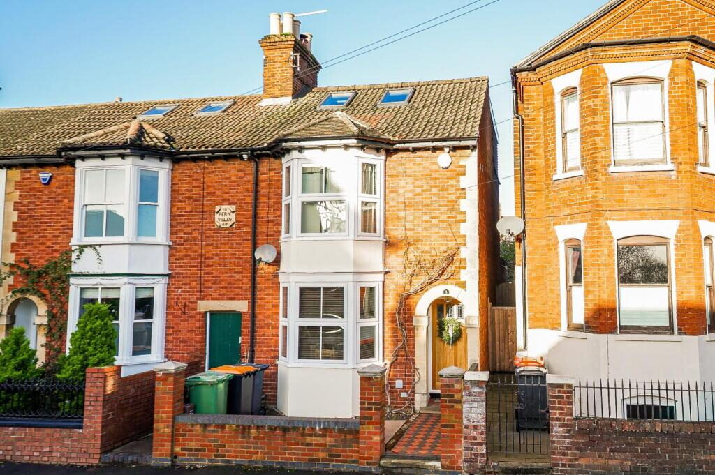 Terraced House