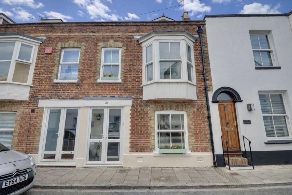 Terraced House