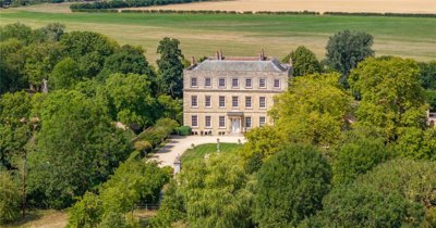 Property on OX10 7AG