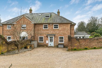 Property on North Ride, AL6 9SA