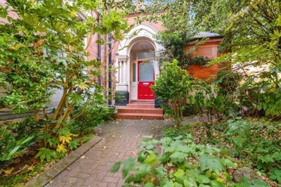 Property on Lucknow Road, NG3 5AY