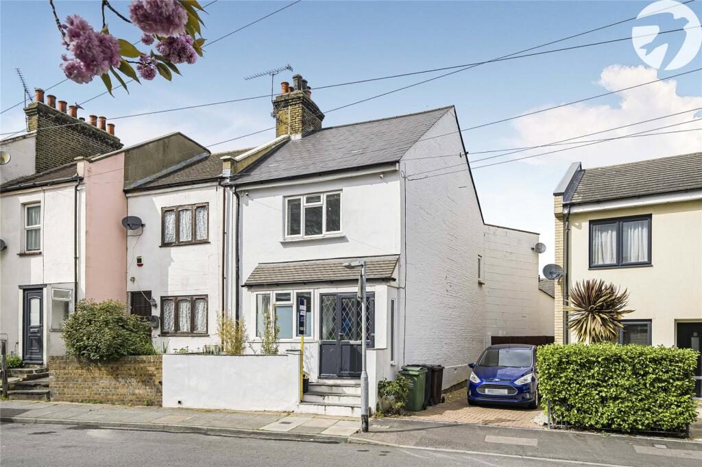 Terraced House