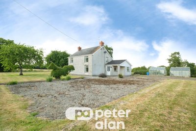 Property on NP18 2AX