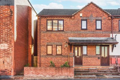 Property on Arthur Street, DE1 3DH