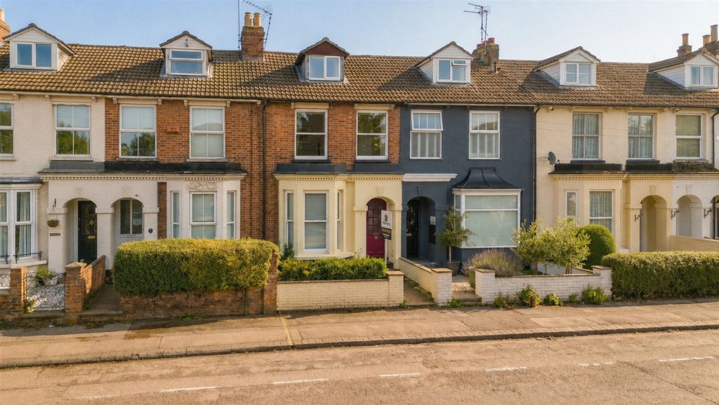 Terraced House
