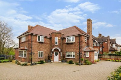 Property on Sunset View, EN5 4LB