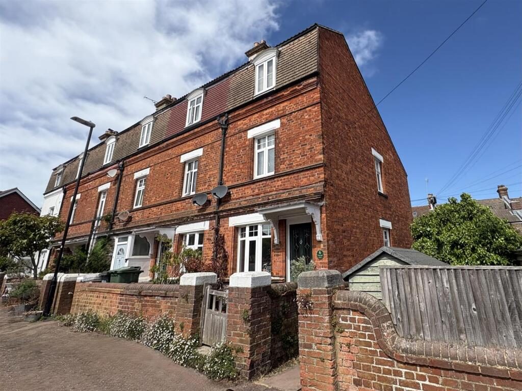 Terraced House