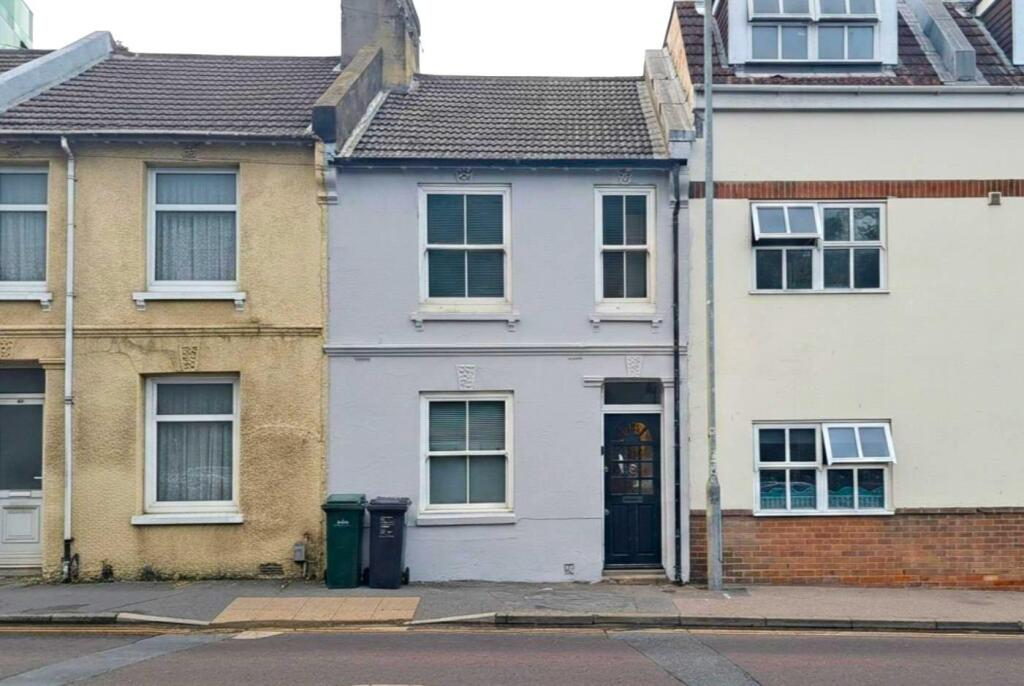 Terraced House