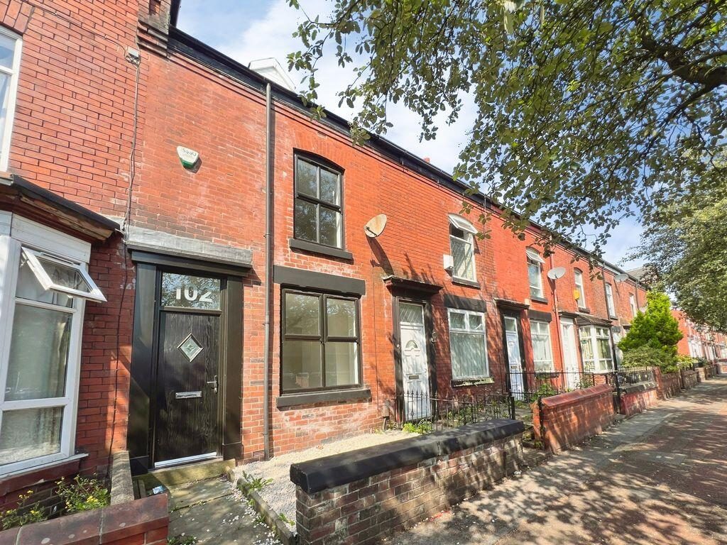 Property main image