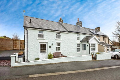 Property on SA44 4SL