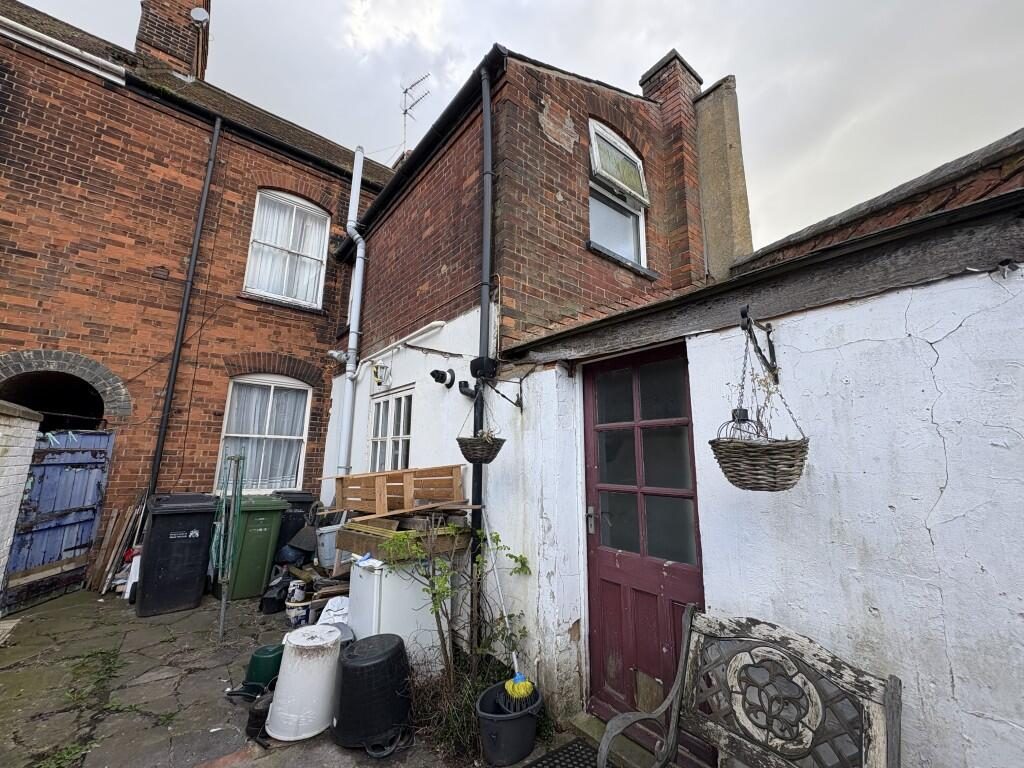 Terraced House