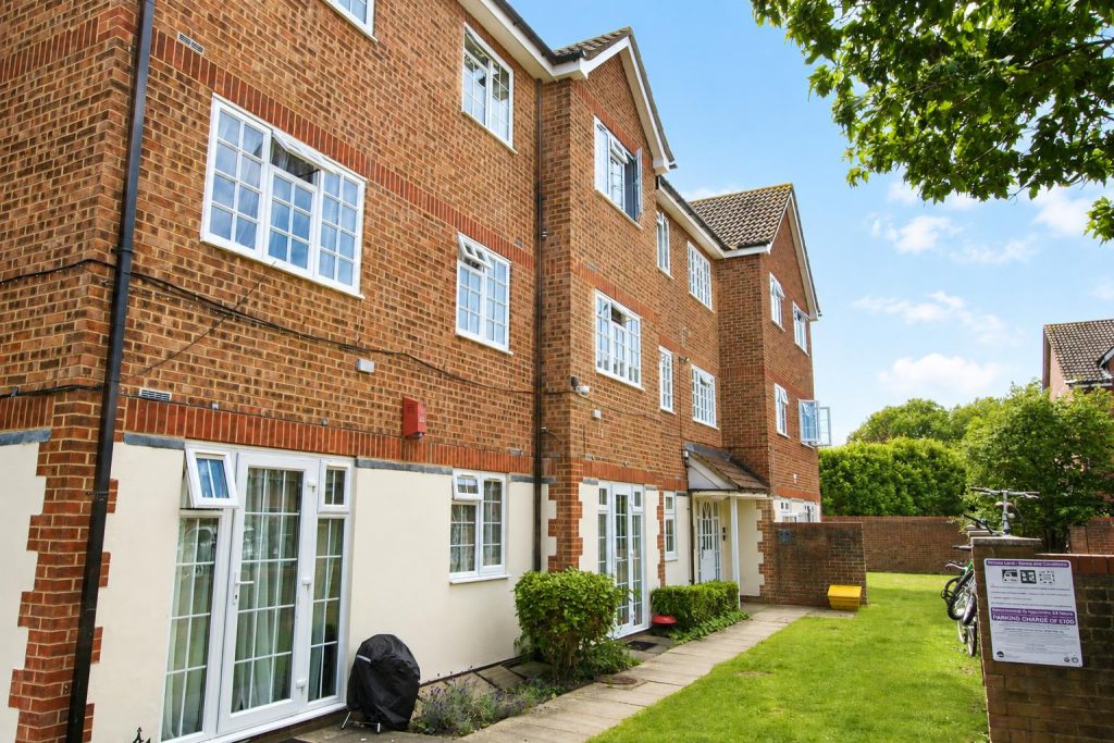 Property main image