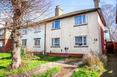 Property on Windmill Banks, NN10 8JF