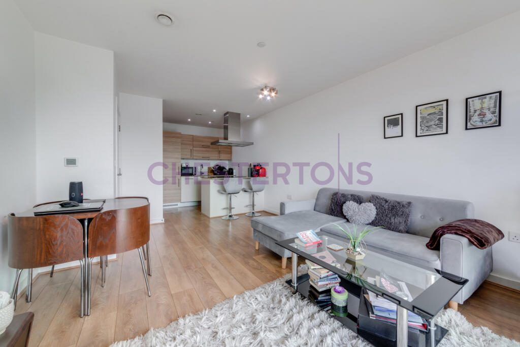 Yeoman Court, 
15 Tweed Walk, E14