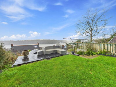 Property on SA73 1NX