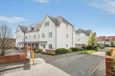 Property on Sovereign Close, BN23 6FE