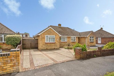 Property on Hawkewood Avenue, PO7 6EB