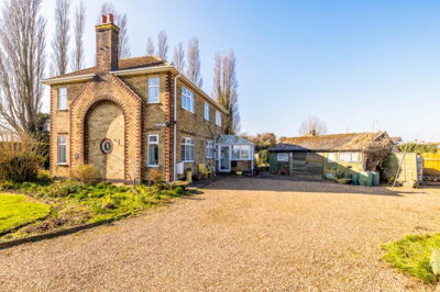 Property on Laceys Lane, PE22 0BD