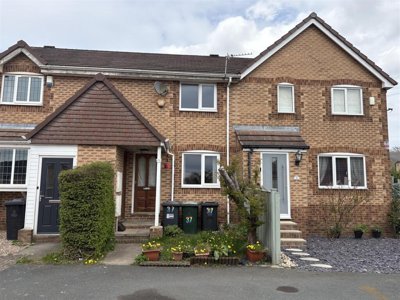 Property on Oakenshaw Court, BD12 9JE