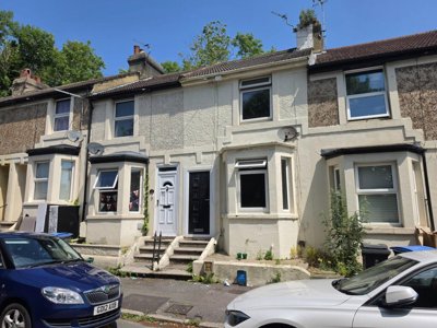 Property on Heathfield Avenue, CT16 2PA