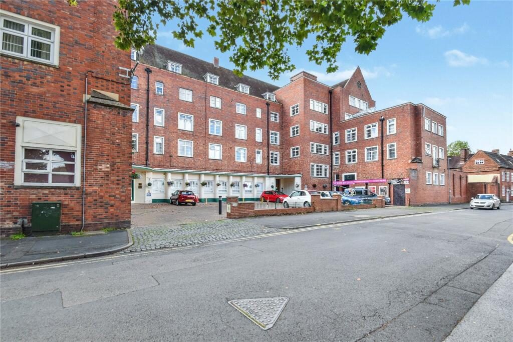 Property main image