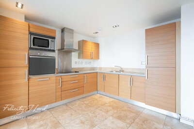 Property on Limeharbour, E14 9LS