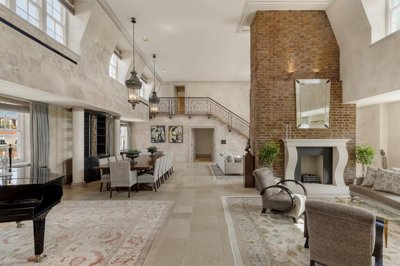 Property on Duchess Of Bedford'S Walk, W8 7QQ