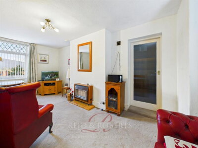 Property on Queen Street, LL14 3BG