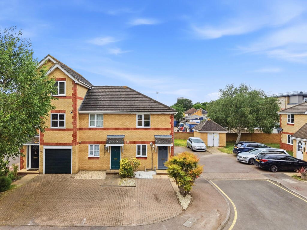 Property main image