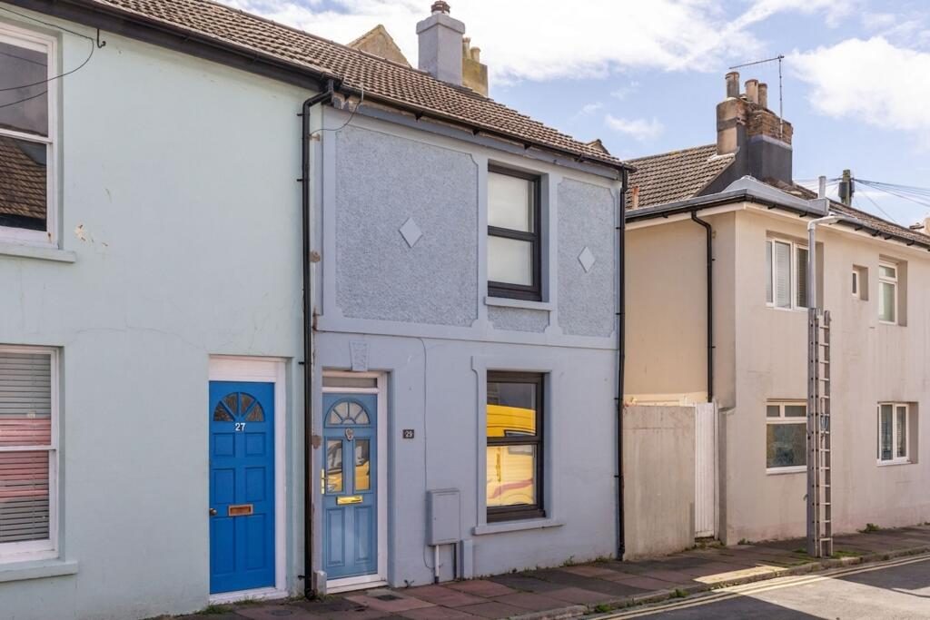Terraced House